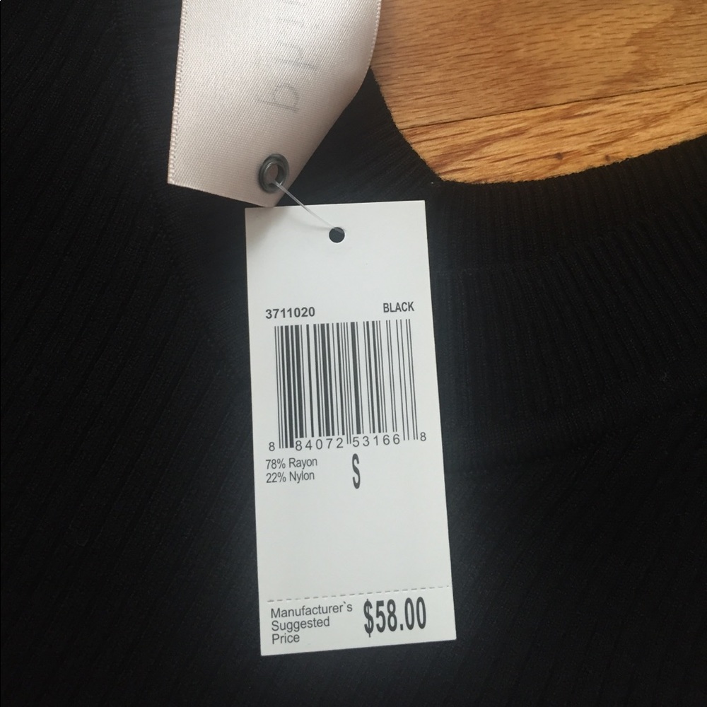 Philosophy Cold Shoulder Ribbed Top - Picture 7 of 7