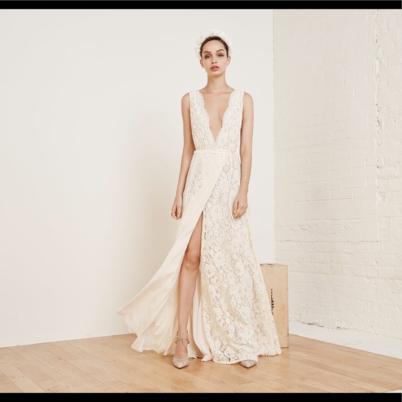 Wedding Dresses Surplus