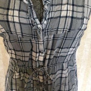Converse Tops - Converse One Star plaid blouse. Converse Tops - Converse One Star plaid blouse.