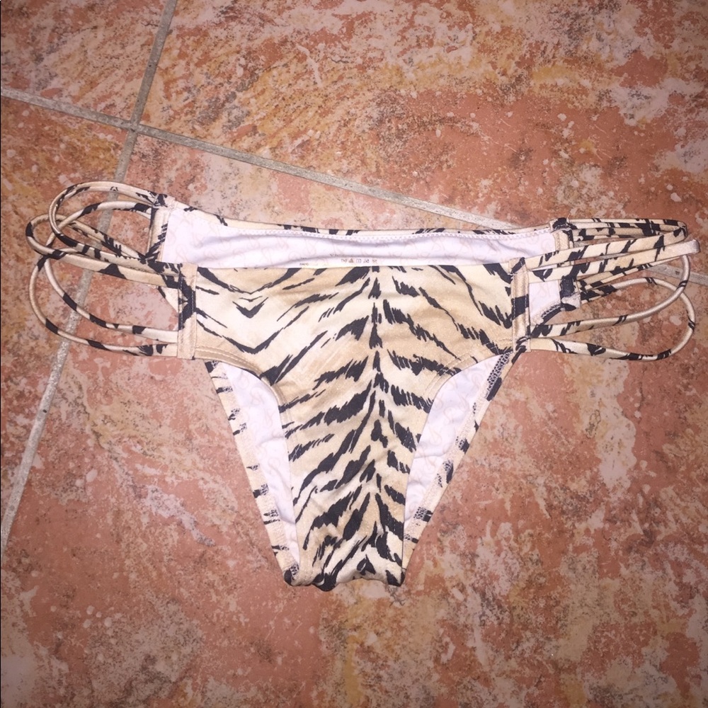 Victoria secret bikini bottom