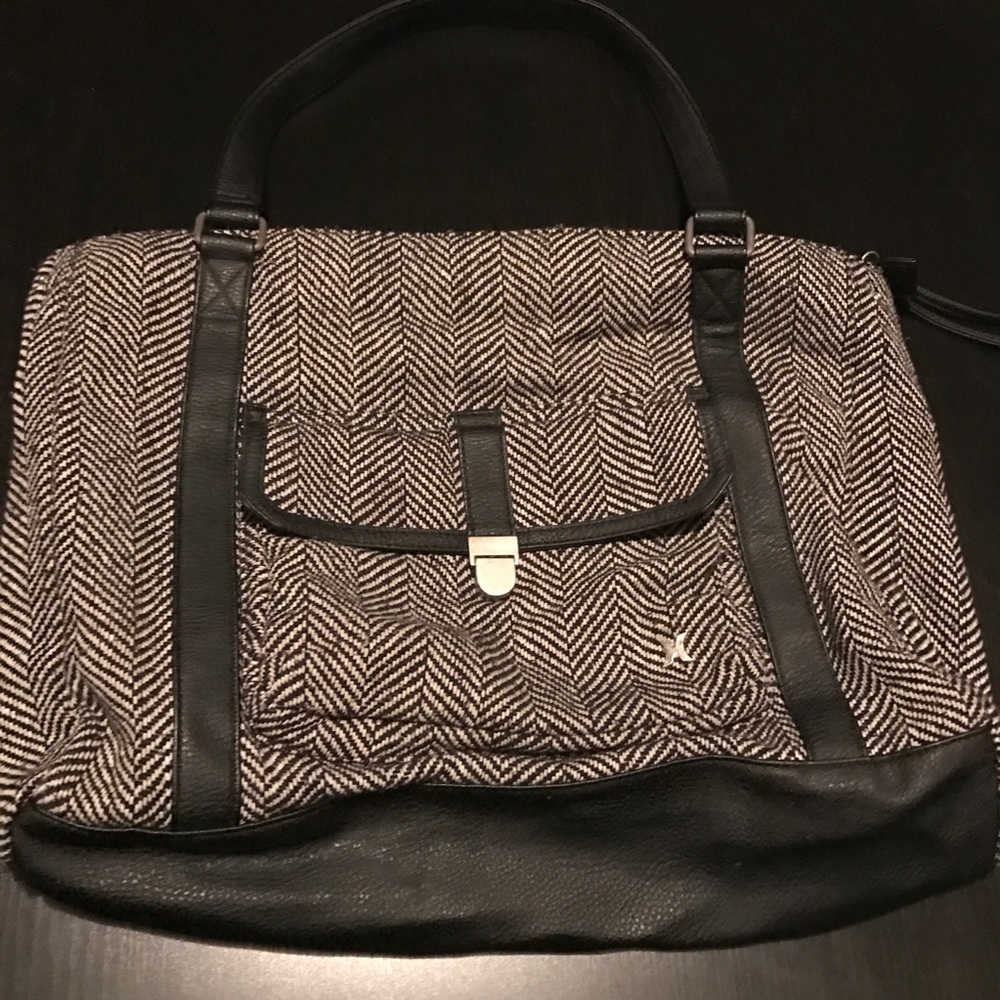 Hurley Chevron Bag 💼