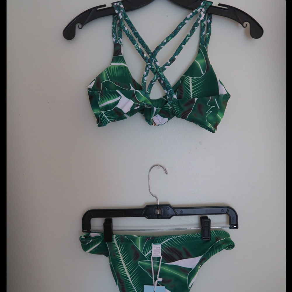 Tropical leaf bikini