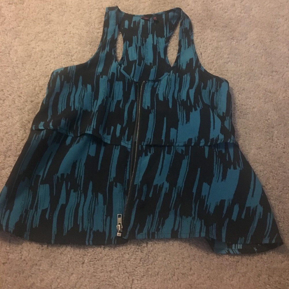 Zip up tank top