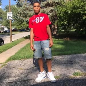 Meet your Posher, Armani