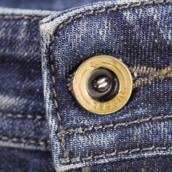 MENS DIESEL BUSTER SLIM TAPERED JEANS 30X34 NWT - Picture 3 of 7