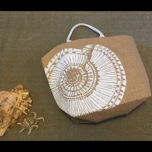 “EX Large**Beautiful Woven Shell Tote 🐚🐚🐚