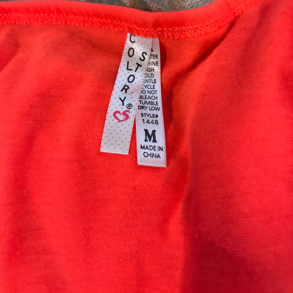 TEE - Picture 5 of 5