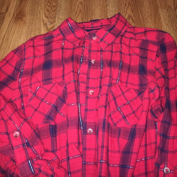 Button down - Picture 2 of 2