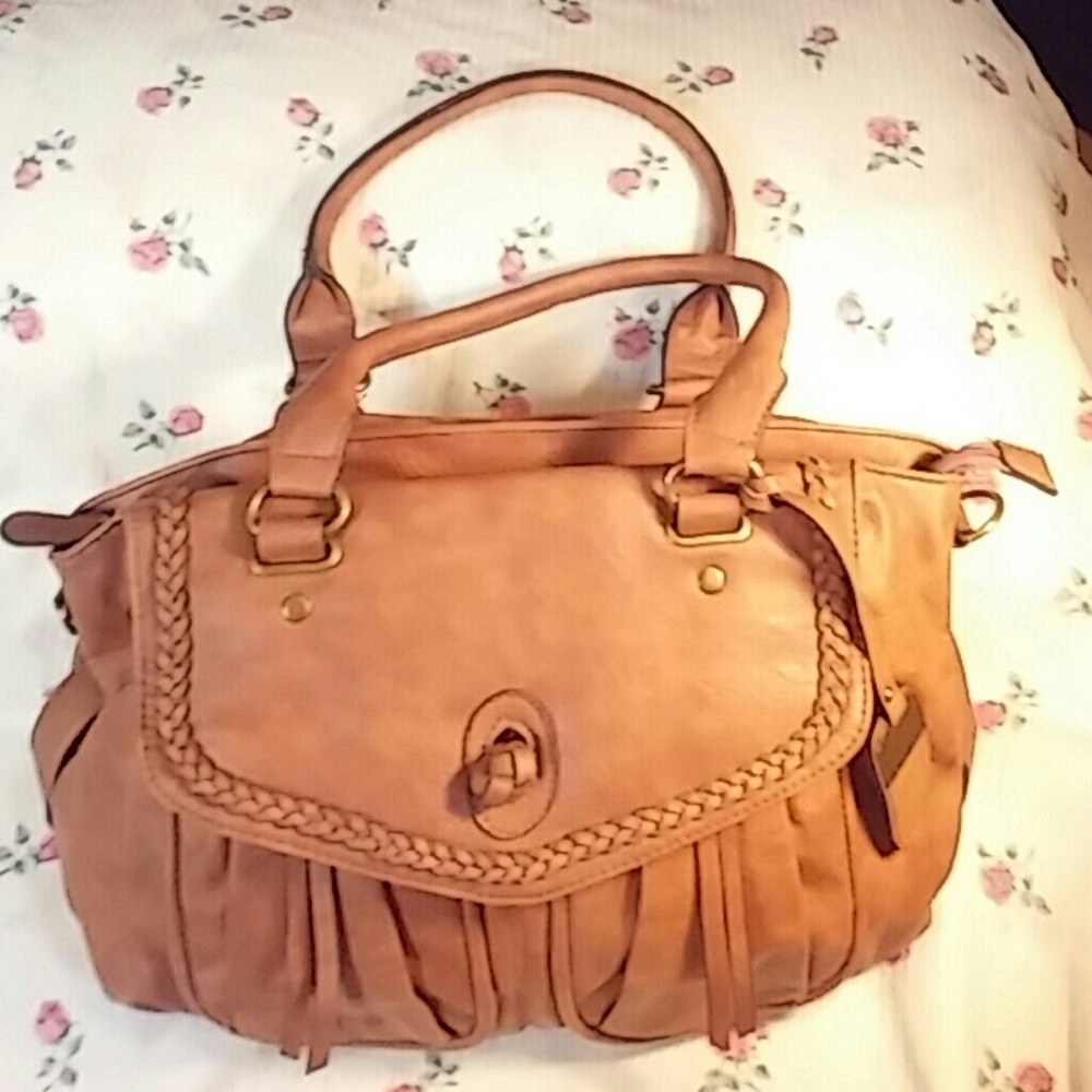 Jessica Simpson purse