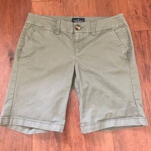 American Eagle Shorts size 0 Army green