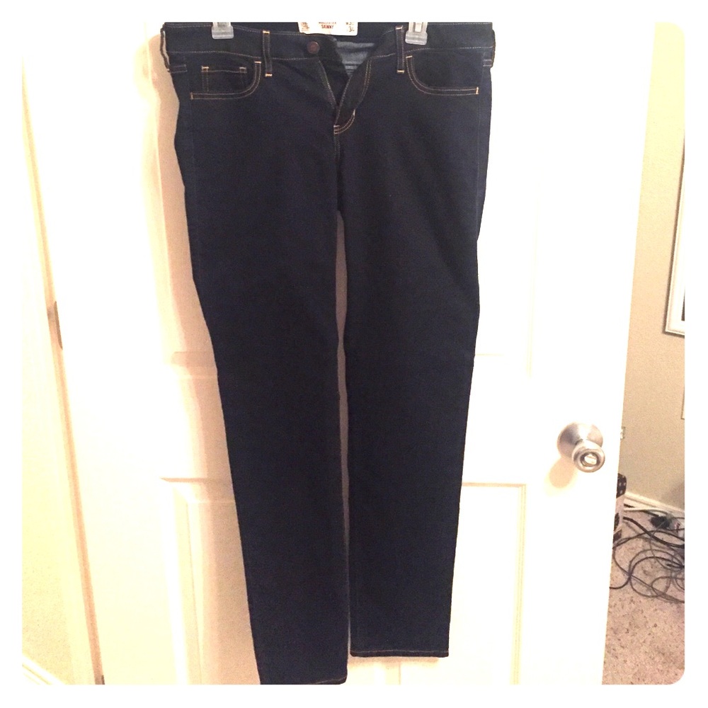 Hollister Skinny Jeans. NWOT