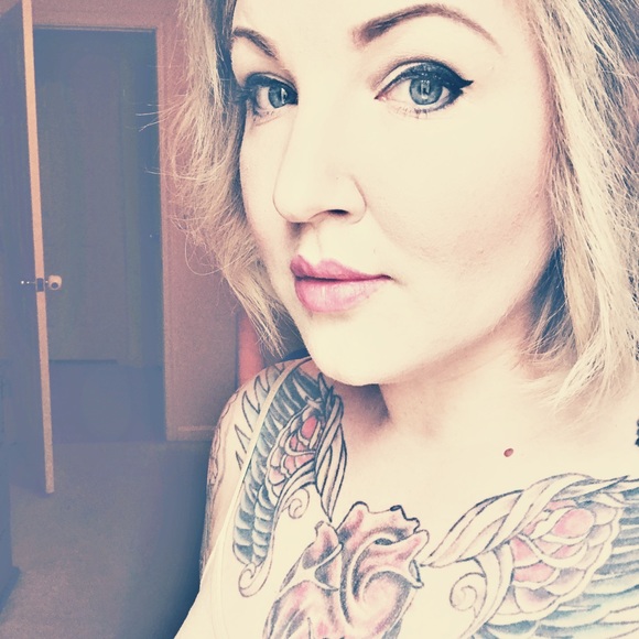 Meet your Posher, Heather - Picture 4 of 7