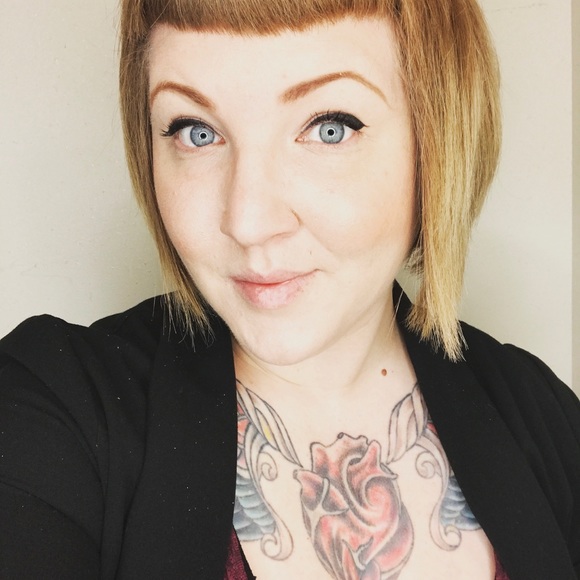 Meet your Posher, Heather - Picture 6 of 7