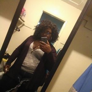 Meet your Posher, Justina