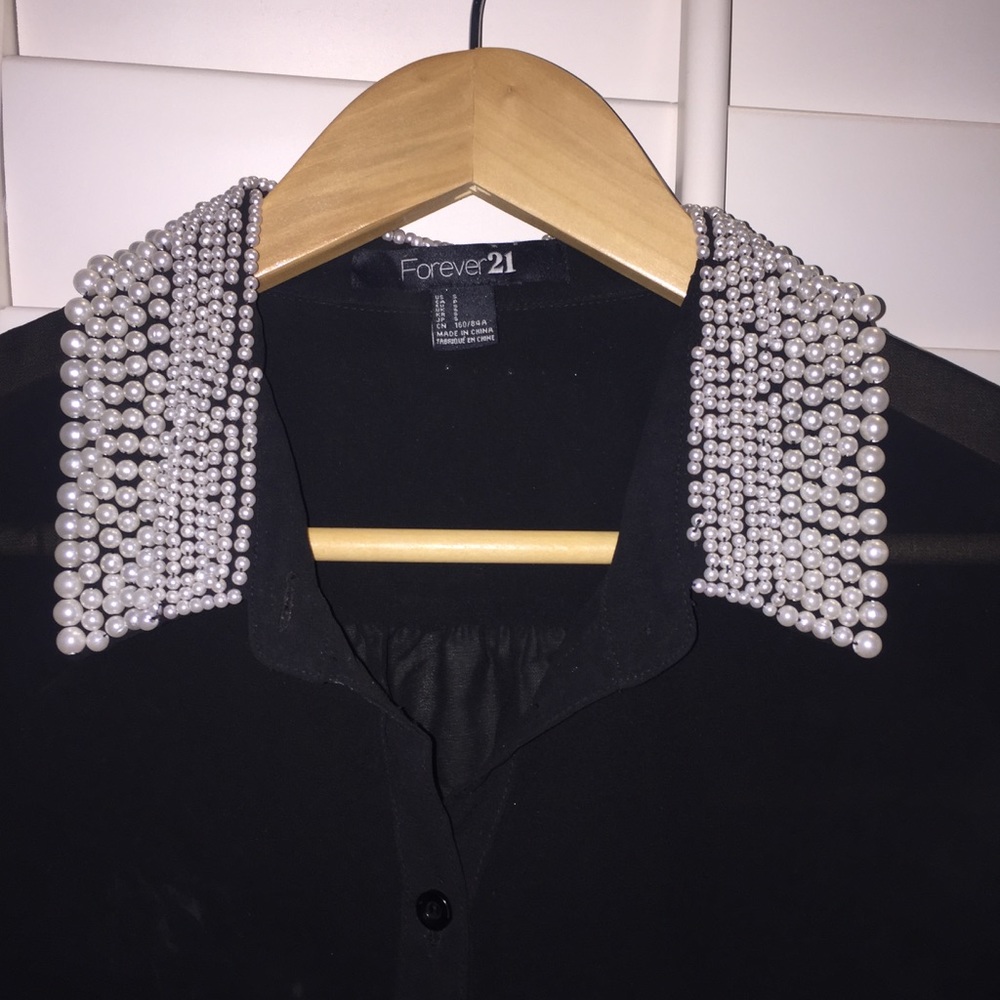 Pearl collared button up. - Picture 3 of 3