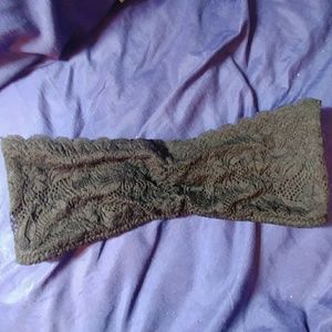 Black lace bandeau