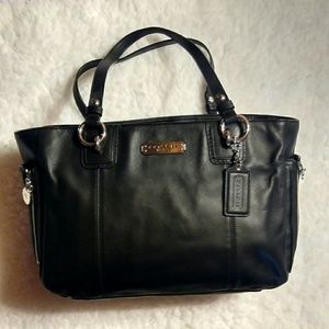 Coach Gallery black leather tote bag