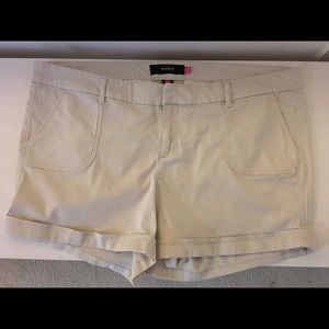 Torrid sateen khaki cuffed shorts sz 22