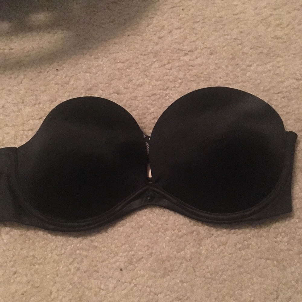Black strapless Victoria's Secret bra