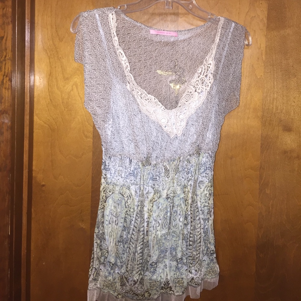 NWT Gianni Bini blouse