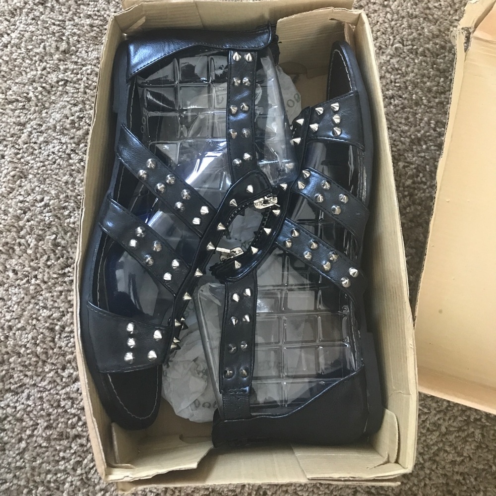 Bamboo black zipper stud sandals. Size 9