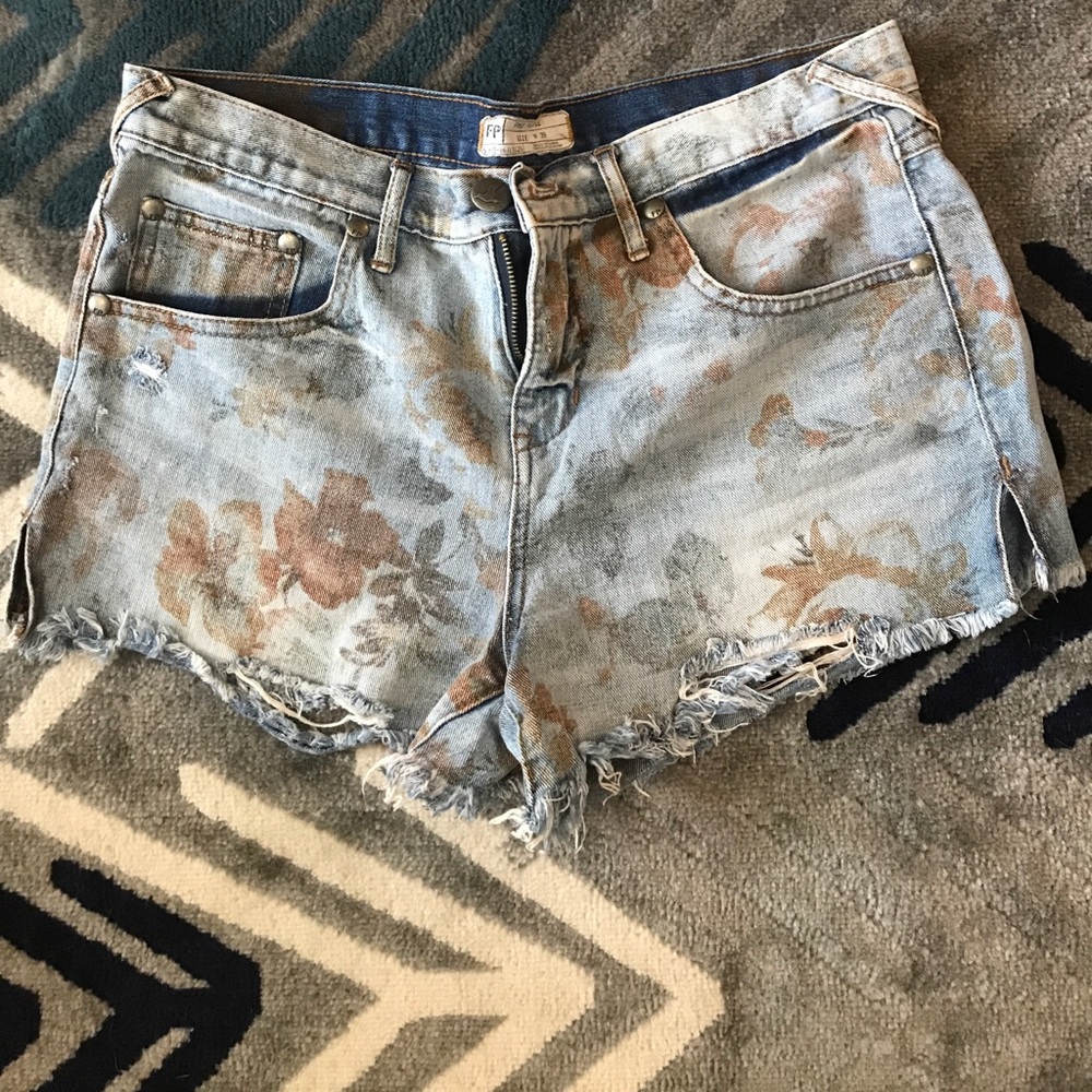 FREE PEOPLE Shorts