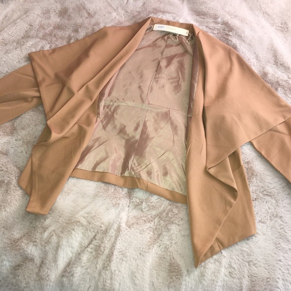 Camel Blazer - Picture 3 of 5