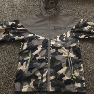Supreme windbreaker jacket