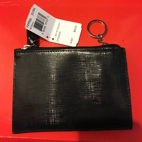 Coach patent leather zip wallet with Key ring - Picture 2 of 4