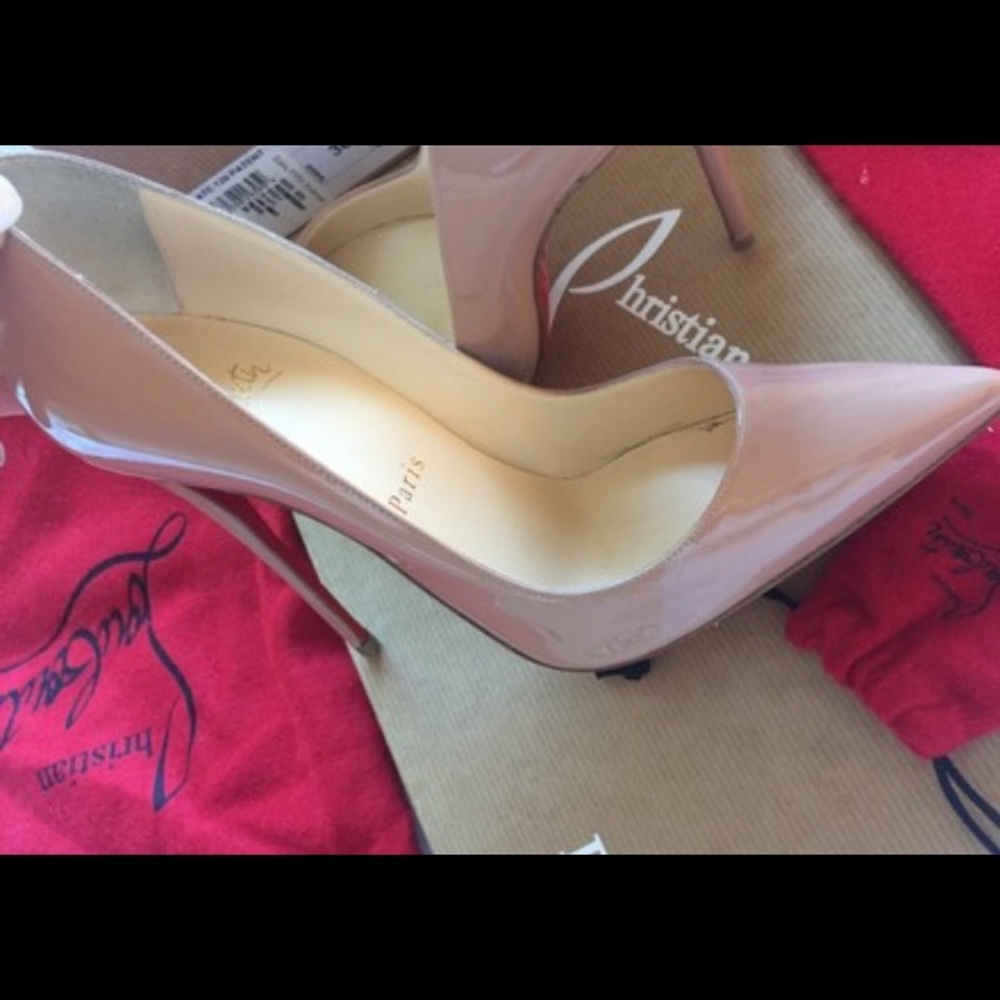 So kate Christian louboutin nude