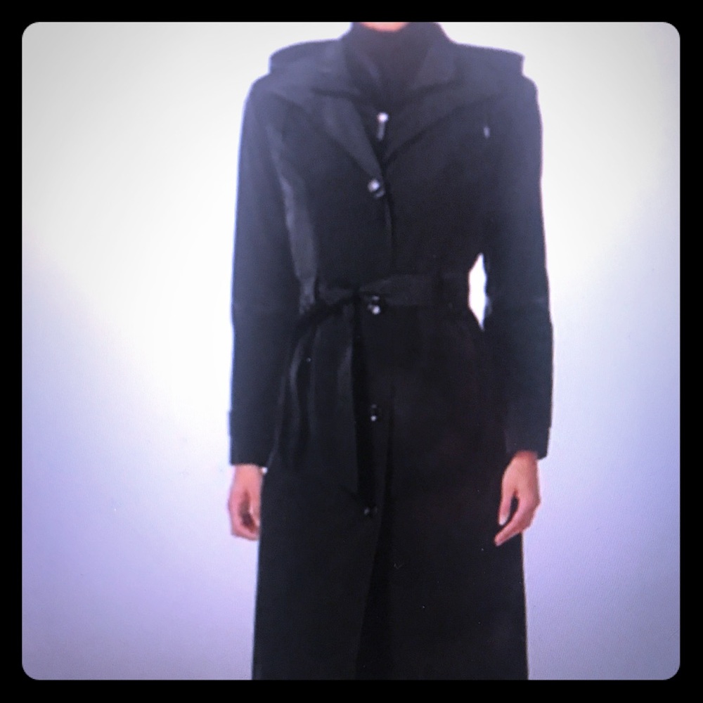 👩‍✈️💼👜🌫London Fog Trench Coat 🌫👜💼👩‍✈️