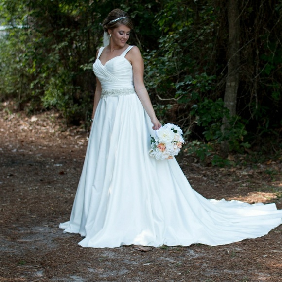 Wedding dress