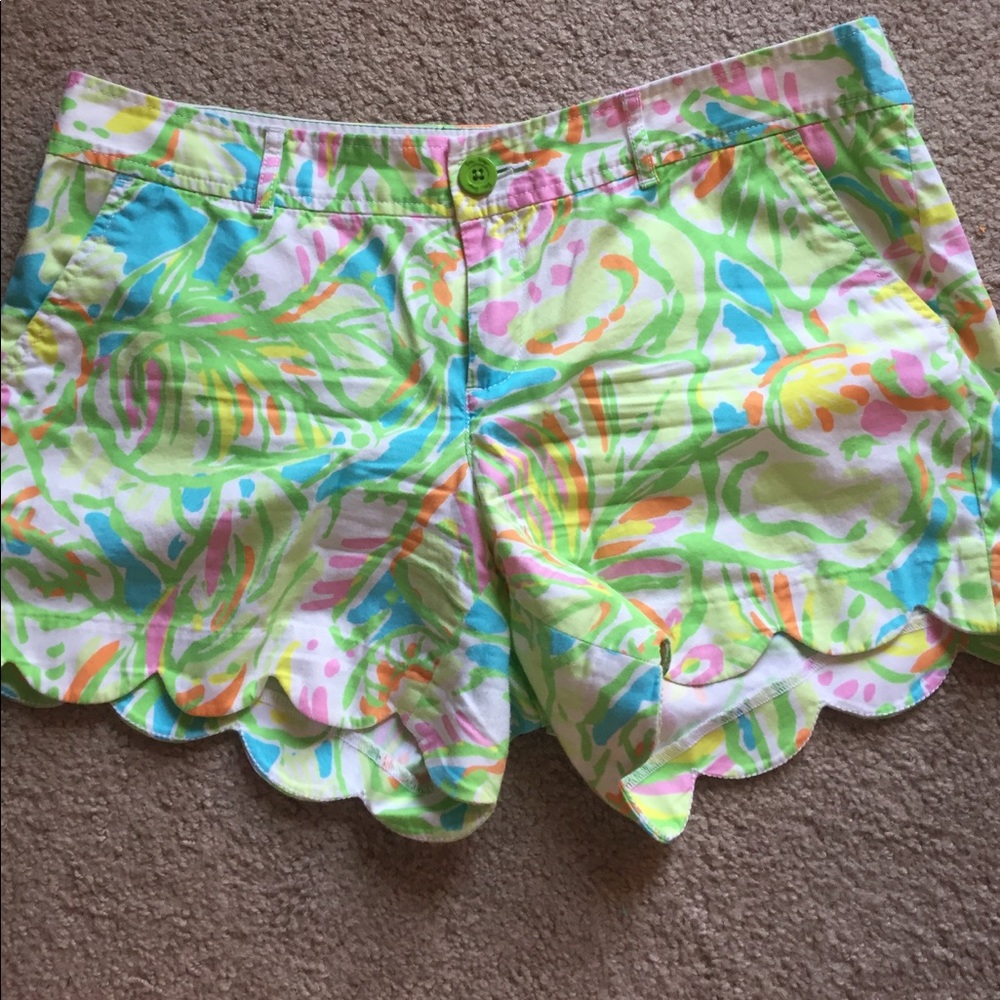 Lilly Pulitzer buttercup short