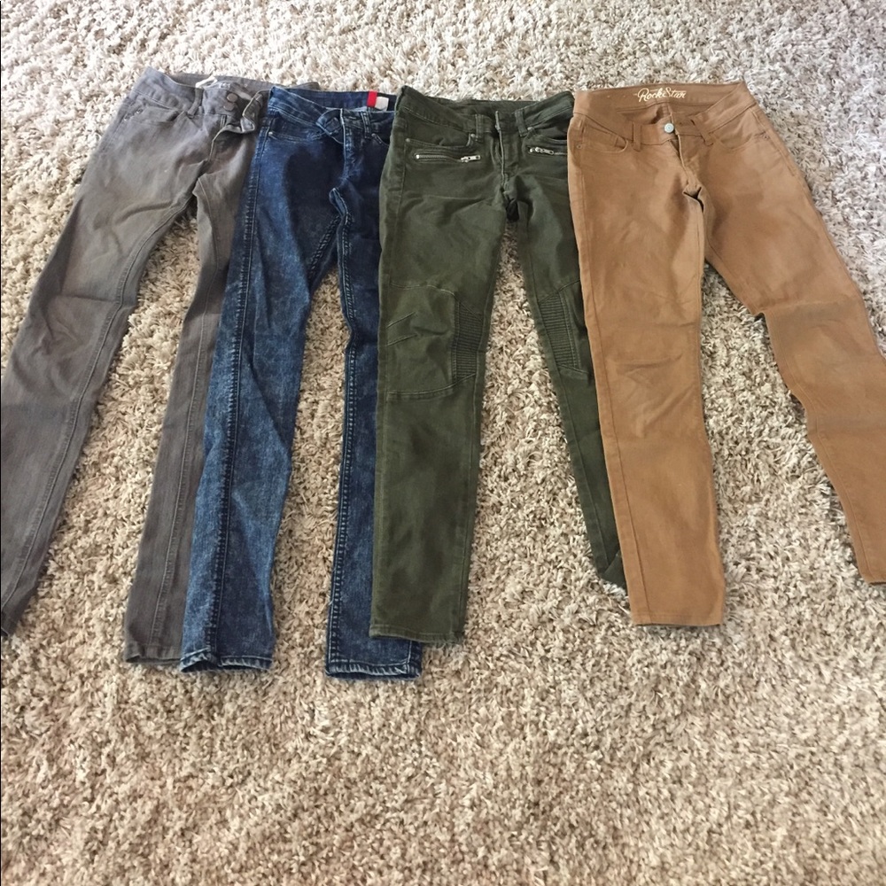4 pair of skinny jeans