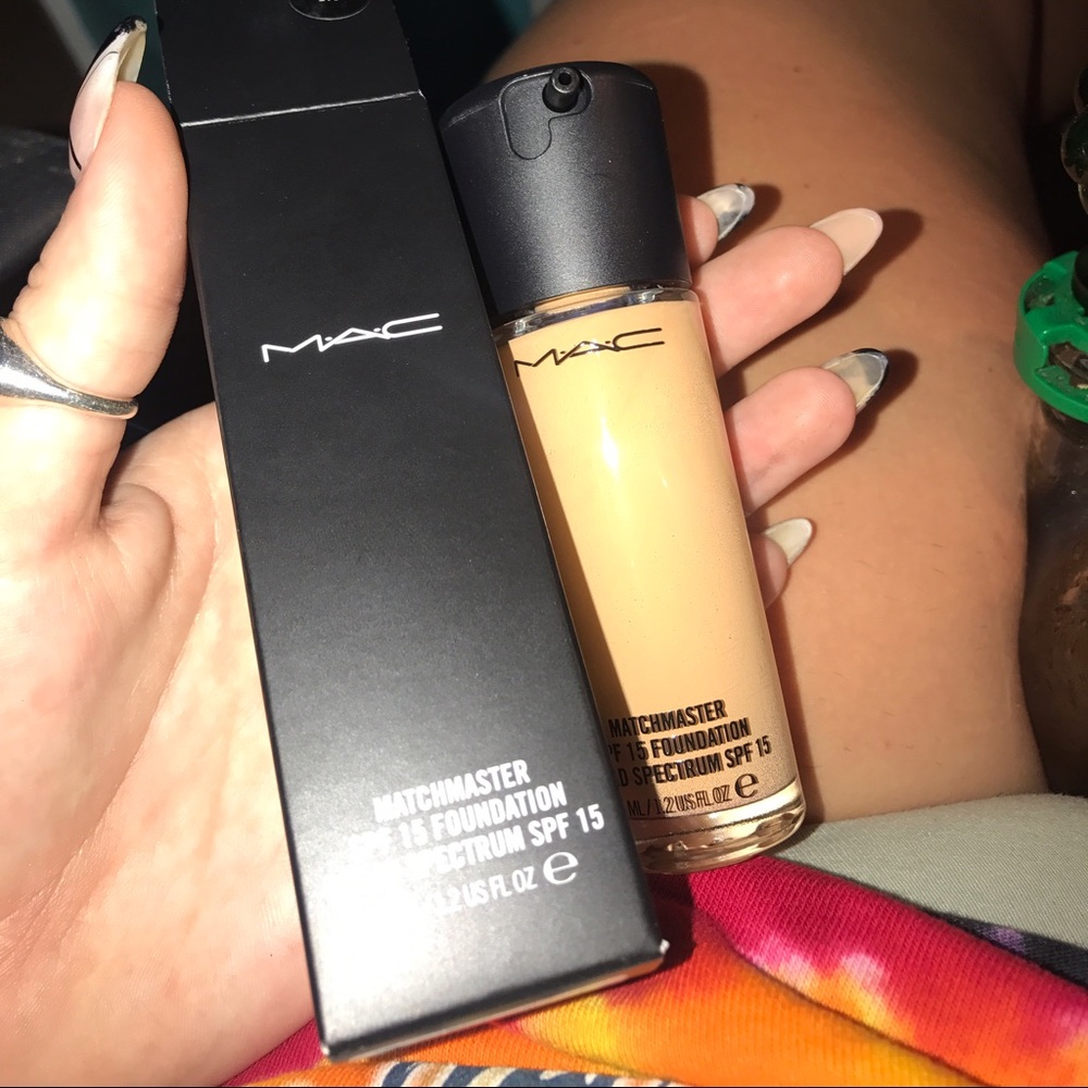 MAC  cosmetics matchmaster foundation