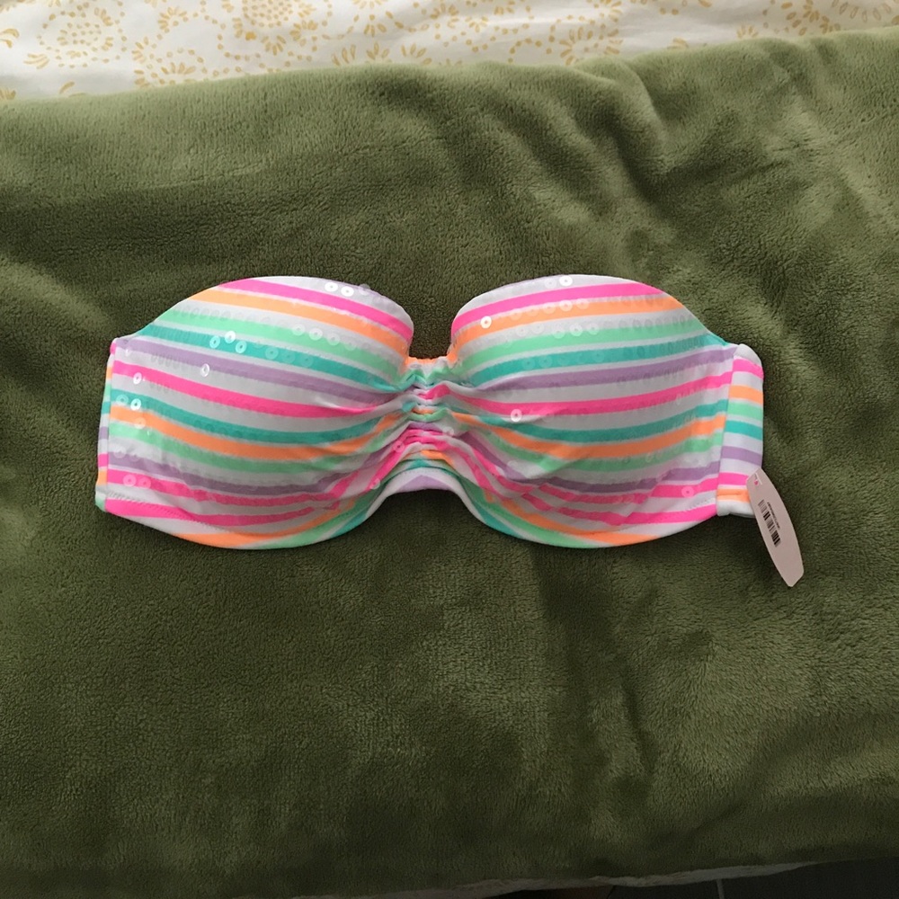 Victoria secret swimming bikini top