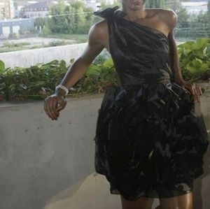 White by Vera Wang Black One Shoulder Dress 4