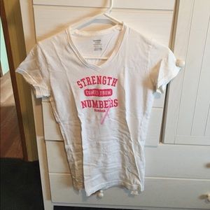 Reebok Women's Size XS Shortsleeve Shirt