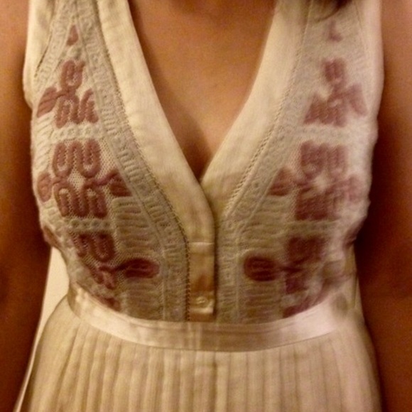 ***SOLD***Vintage Dress - Picture 2 of 8