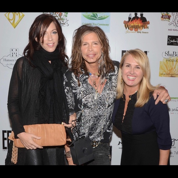 Meet your Posher, Carrie - Picture 2 of 8