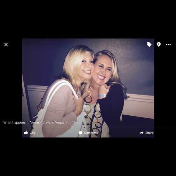 Meet your Posher, Carrie - Picture 5 of 8