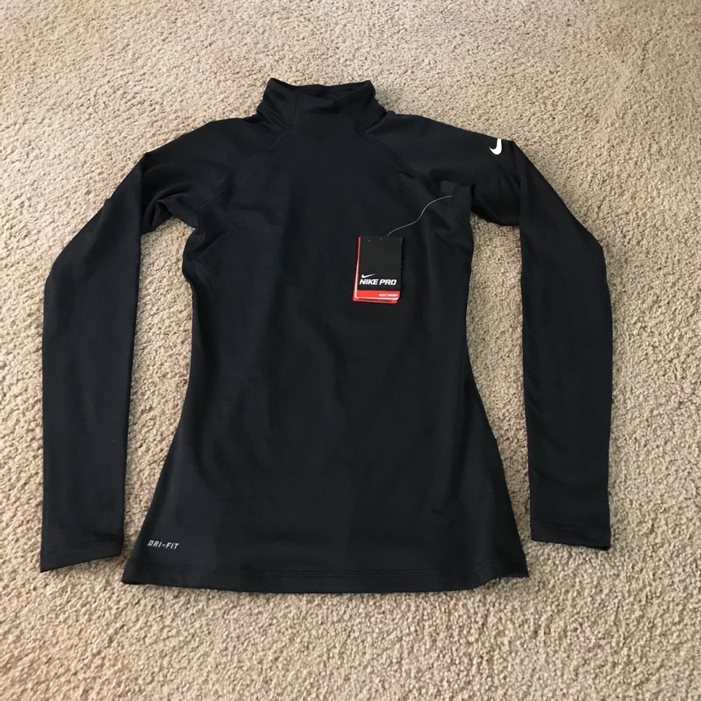 Nike dri-fit top