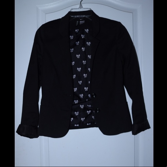 H&M 🖤🖤 Blazer *CUTE* *PROFESSIONAL* - Picture 1 of 3