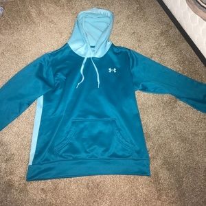 Under Armour fleece lined sweatshirt