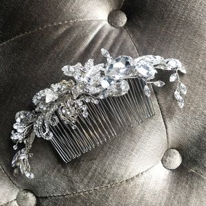 Beautiful crystal head piece