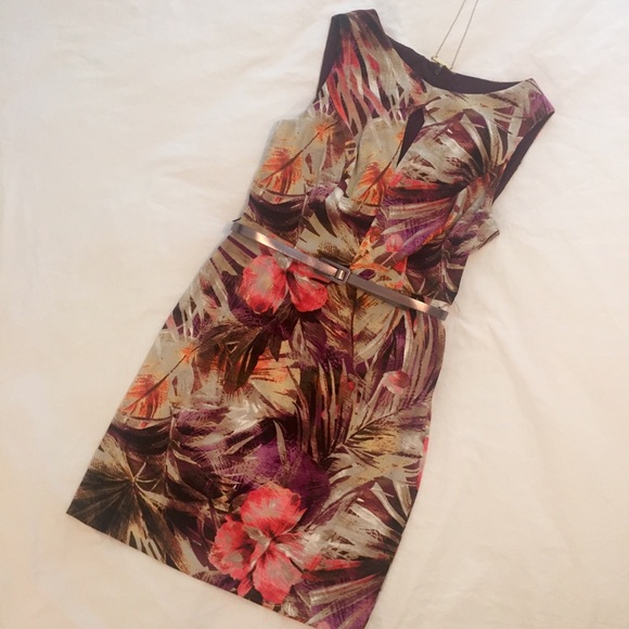 NWOT Super Cute Dress! - Picture 4 of 8