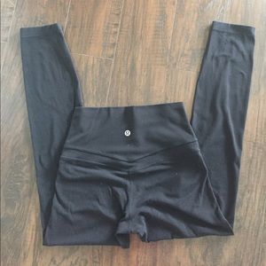 Lululemon leggings size 4