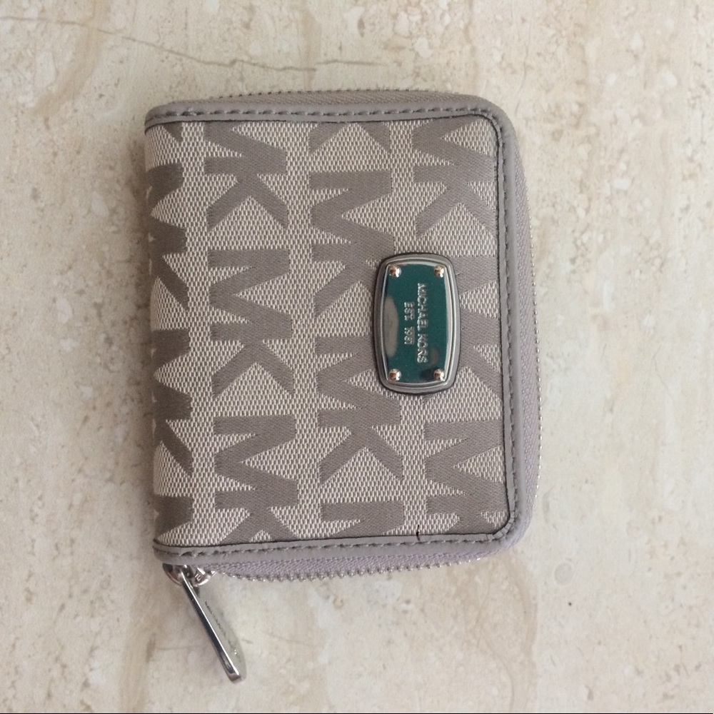 Michael Kors wallet