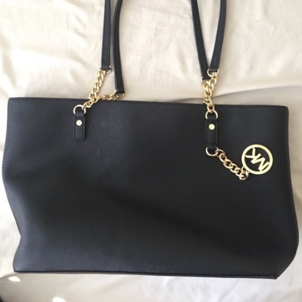 Michael Kors bag// Trade