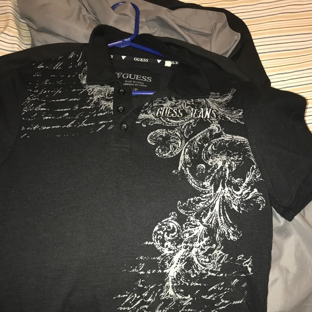 Guess men's collared shirt